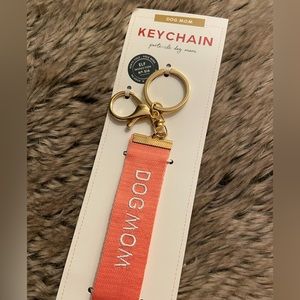 🧡 Indigo Dog Mom Keychain